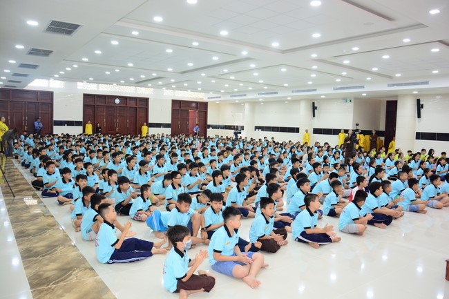 The 2nd-day Children 's Summer Retreat